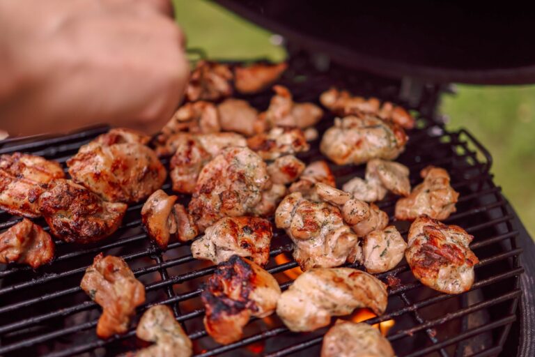 Keramikgrill Test: Die besten Big Green Egg Alternativen